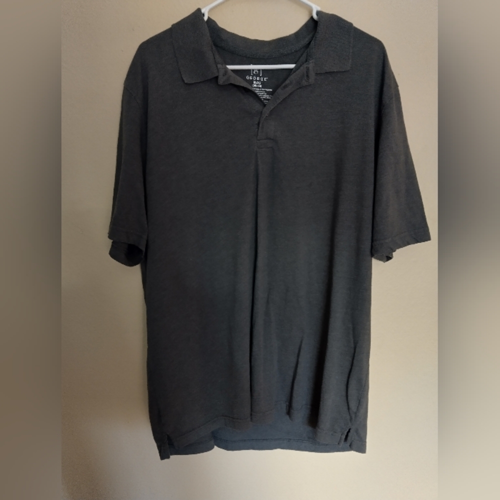 Men's XL Grey Short sleeve collared Shirt